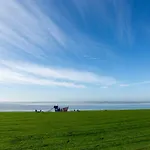 129 Suedstrand Nordsee 公寓 *